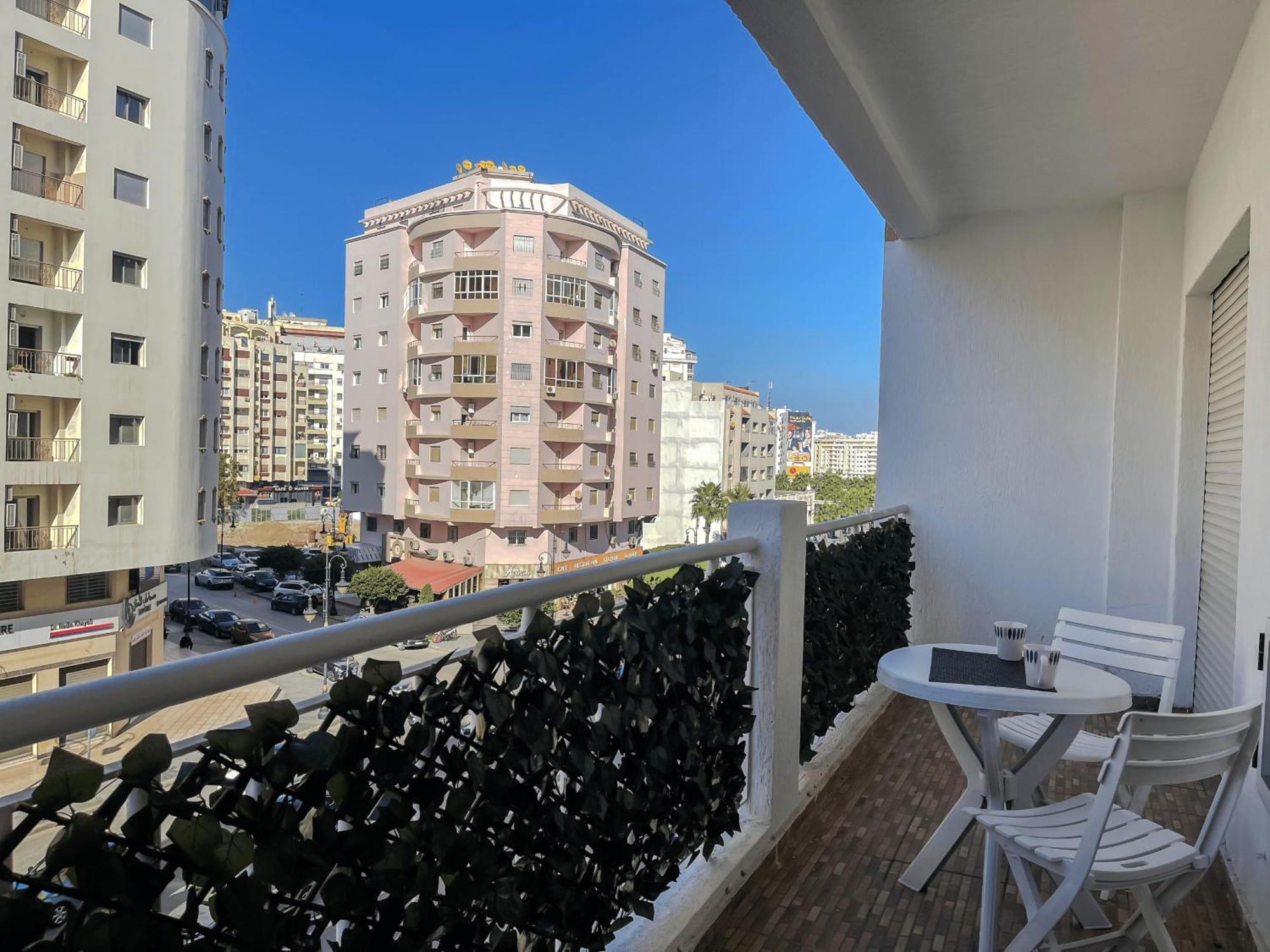 Appartement Acacia 2 Chambres Au Centre Ville Tanger Ngoại thất bức ảnh