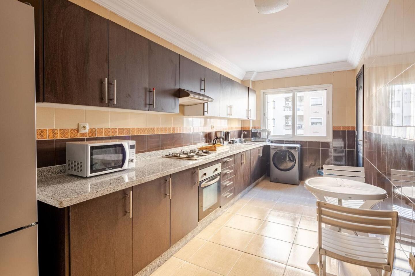 Appartement Acacia 2 Chambres Au Centre Ville Tanger Ngoại thất bức ảnh