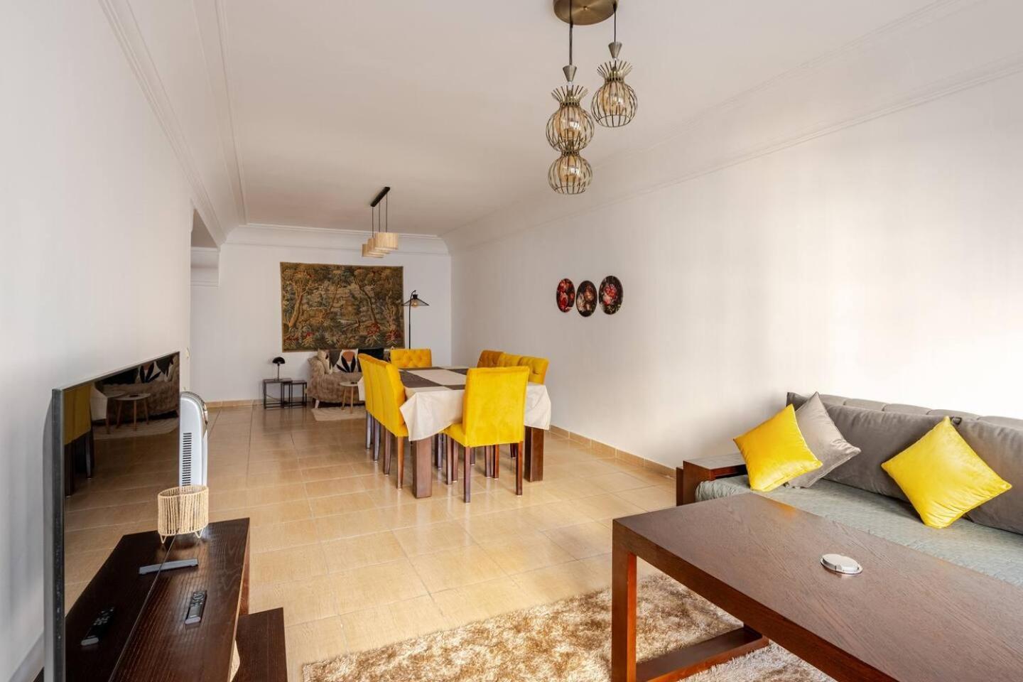 Appartement Acacia 2 Chambres Au Centre Ville Tanger Ngoại thất bức ảnh