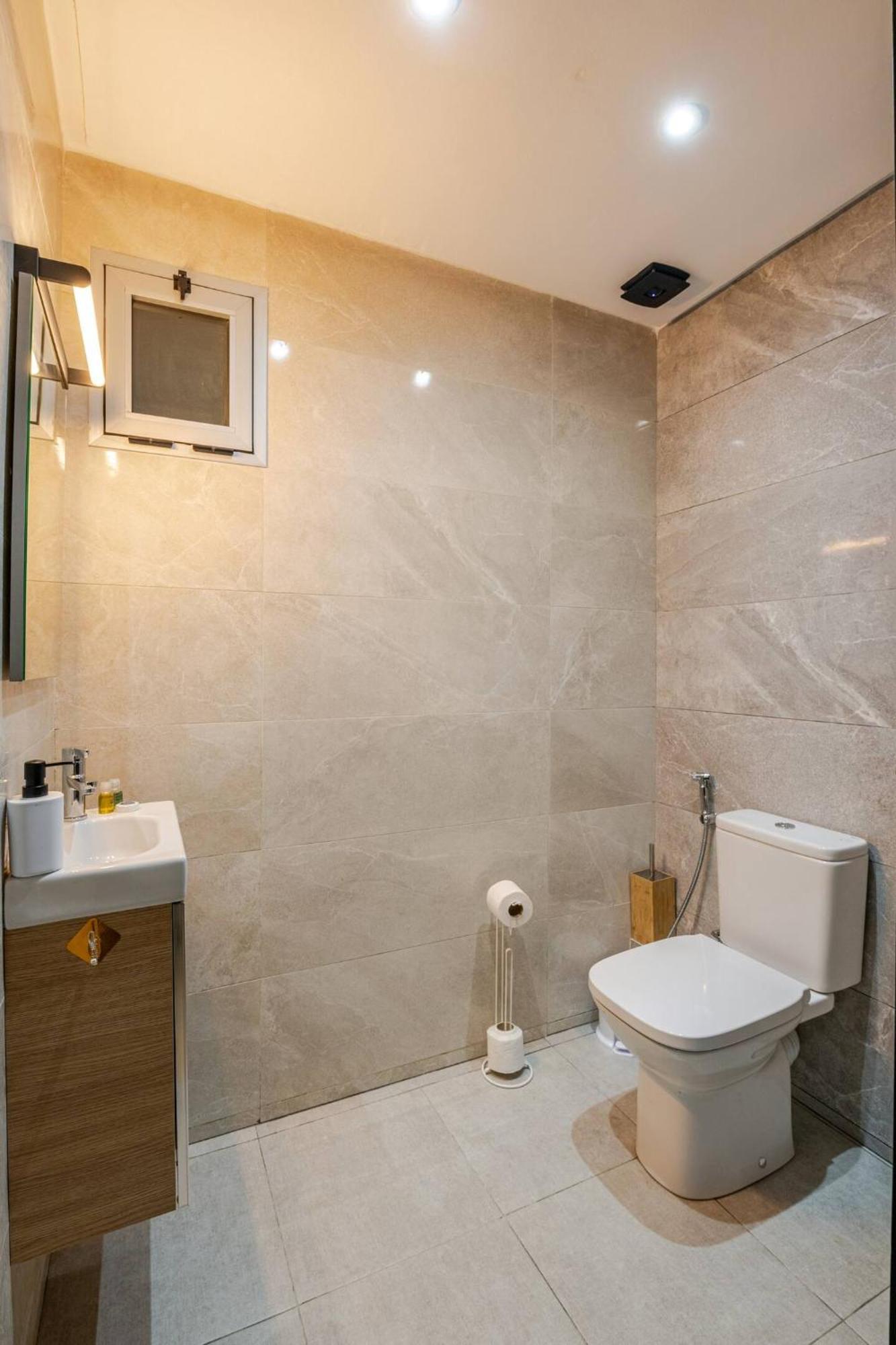 Appartement Acacia 2 Chambres Au Centre Ville Tanger Ngoại thất bức ảnh
